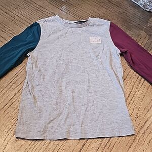 Long sleeve top size S 6/7